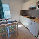 In - Balaton 35823 Szántód