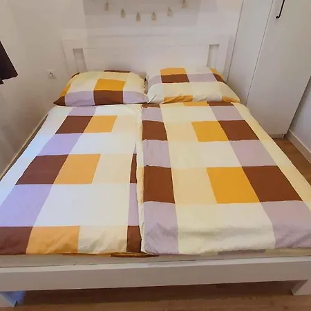 In - Balaton 35823 Apartman *