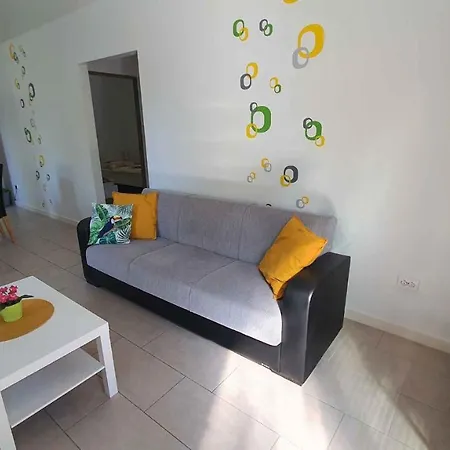 In - Balaton 35823 Apartman *