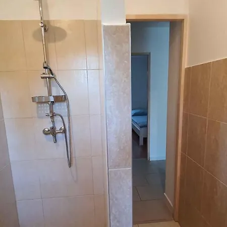아파트 In Szantod/balaton 35823 Szántód