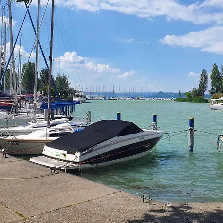 In Szantod/balaton 35823 Szántód