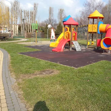 아파트 In Szantod/balaton 35823 Szántód