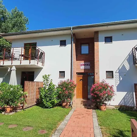 In - Balaton 35823 Appartement *