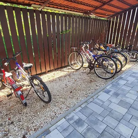 In - Balaton 35823 Apartman