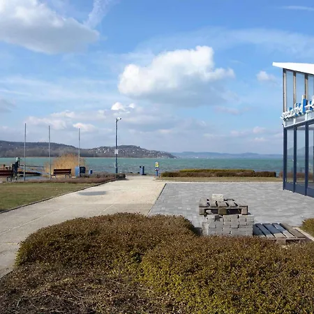In - Balaton 35823 Апартаменты